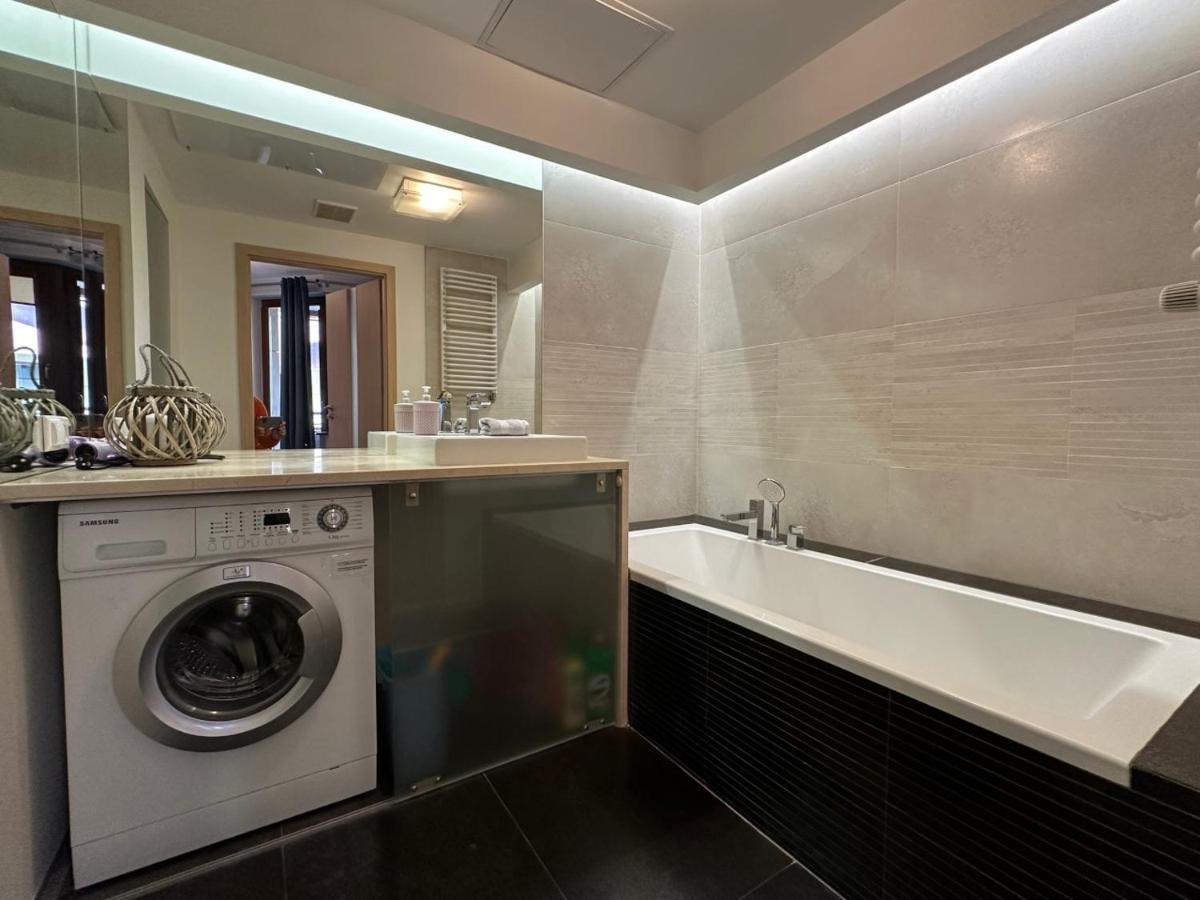 Apartament Centrum Krawiecka 2 Wrocław Eksteriør billede