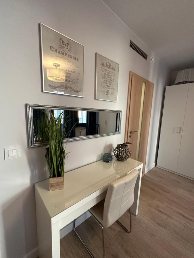 Apartament Centrum Krawiecka 2 Wrocław Eksteriør billede